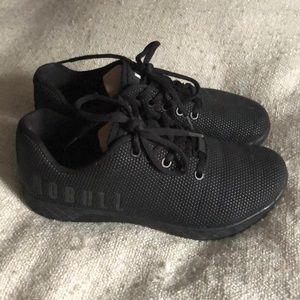 Nobull All Black Women’s 7.5